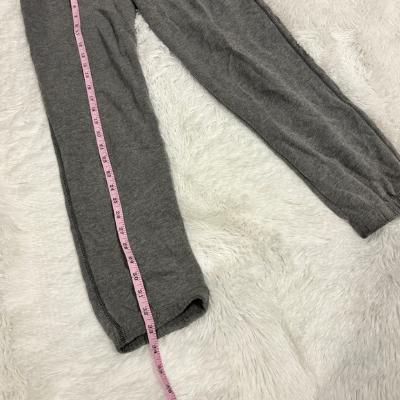 VICTORIA SECRET Supermodel Essentials Gray Jogger woman’s SWEATPANTS size XS - Picture 2 of 10